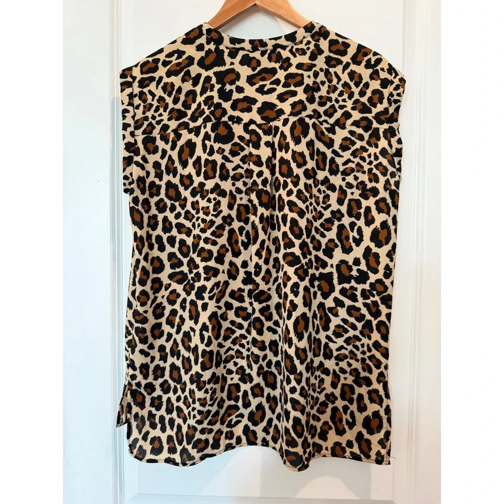 Worthington Leopard Print Sleeveless Blouse V-Neck Animal Print Top Brown Tan M
